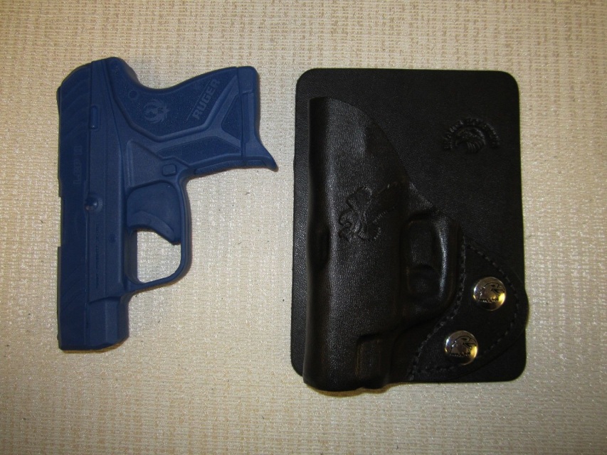 Braids Holsters LEFT HAND leather wallet & pocket holster Ruger lcp 2 